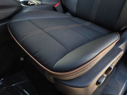 New 2026 GMC Canyon AT4 image 24