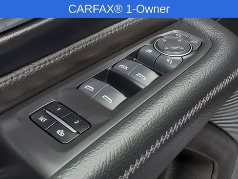 Certified 2024 GMC Yukon XL Denali AWD/4WD image 11