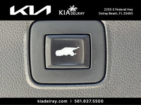 Used 2022 Chevrolet TrailBlazer ACTIV w/ Sun and Liftgate Package AWD/4WD image 9