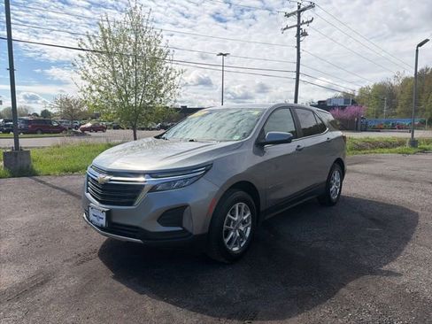 Used 2024 Chevrolet Equinox LT AWD/4WD image 1
