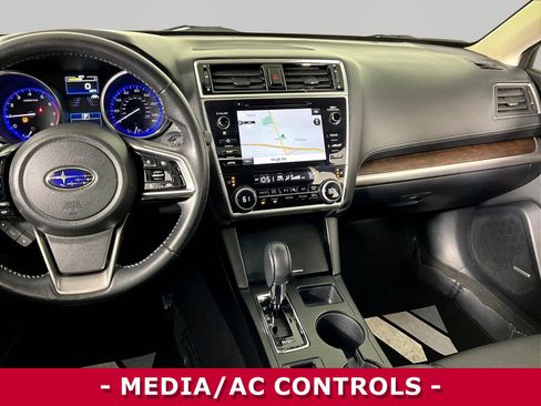 Used 2018 Subaru Outback 2.5i Limited AWD/4WD image 9