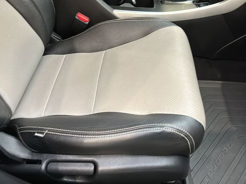 Used 2015 Honda Accord Sport image 19