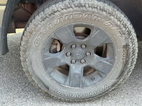 Used 2020 RAM 1500 Big Horn AWD/4WD image 16