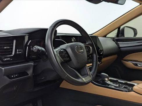 Used 2025 Lexus NX 250 NX 250 w/ Towing Package (2000 Lbs) image 23