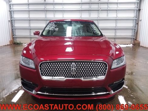 Used 2017 Lincoln Continental Select image 7