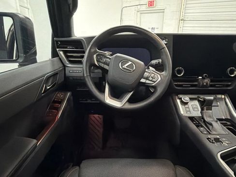 Used 2025 Lexus GX 550 AWD/4WD image 24