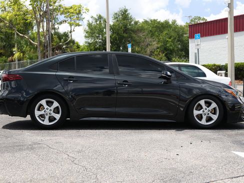 Used 2020 Toyota Corolla XSE FWD image 17
