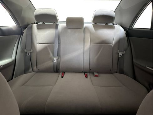 Used 2011 Toyota Corolla LE FWD image 14