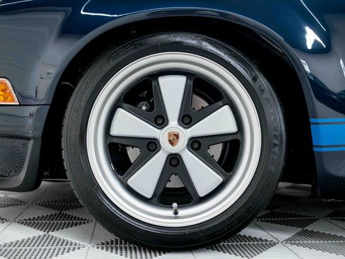 Used 1990 Porsche 911 Carrera image 31