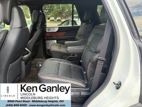 Used 2024 Lincoln Navigator Black Label AWD/4WD image 7