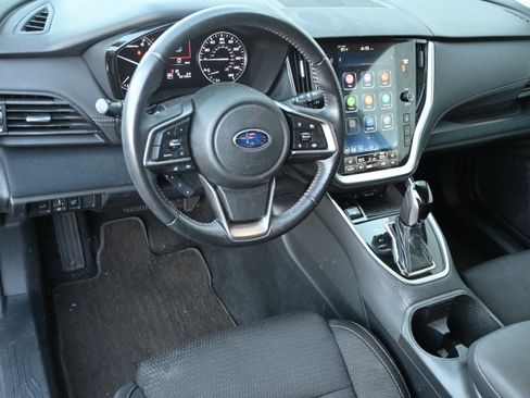 Used 2022 Subaru Outback Premium image 12