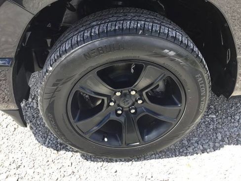 Used 2020 RAM 1500 Big Horn AWD/4WD image 9