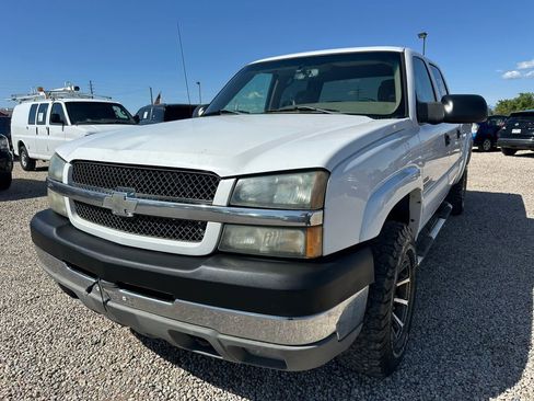 Used 2003 Chevrolet Silverado 2500 LS w/ Skid Plate Package AWD/4WD image 4