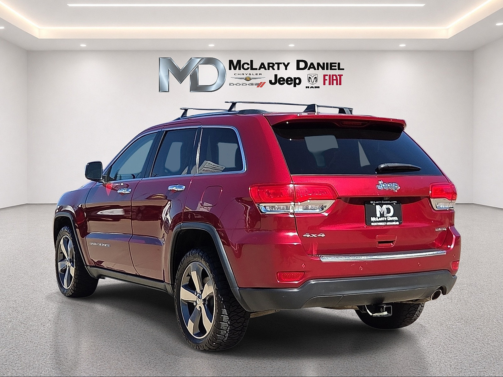 Used 2015 Jeep Grand Cherokee Limited AWD/4WD image 4