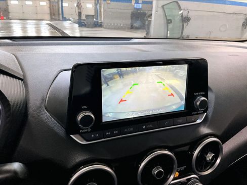 Used 2025 Nissan Sentra S image 18