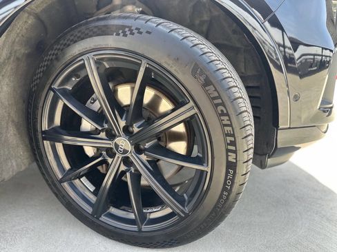 Used 2021 Audi Q7 3.0T Premium Plus w/ Executive Package AWD/4WD image 3
