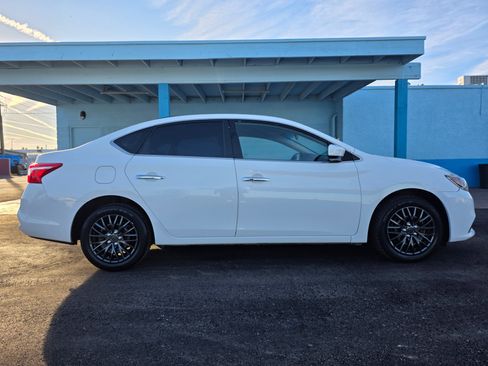 Used 2019 Nissan Sentra S image 2