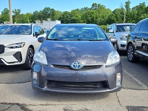 Used 2011 Toyota Prius Four w/ Navigation Pkg FWD image 2