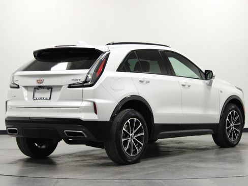 Used 2024 Cadillac XT4 Sport image 4
