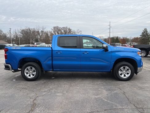 Used 2025 Chevrolet Silverado 1500 LT AWD/4WD image 4