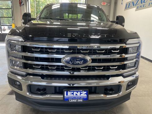 Used 2024 Ford F250 Lariat AWD/4WD image 3