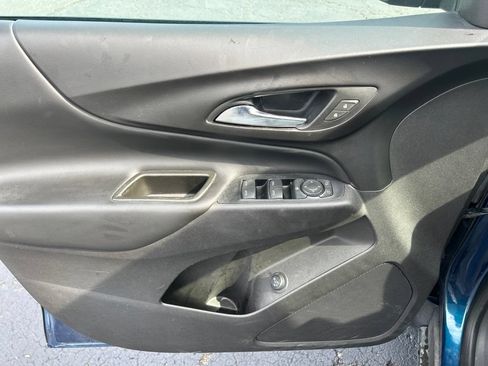Used 2019 Chevrolet Equinox LT AWD/4WD image 12
