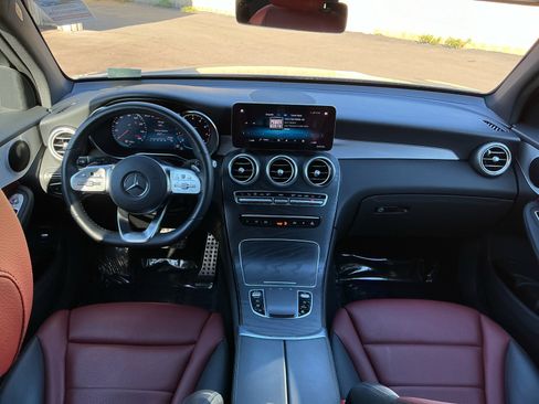 Used 2022 Mercedes-Benz GLC 300 image 17