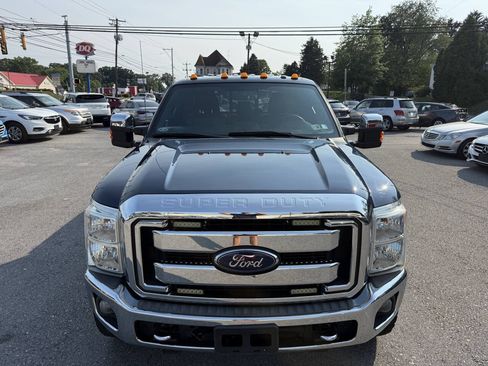 Used 2015 Ford F250 Lariat w/ Chrome Package AWD/4WD image 3
