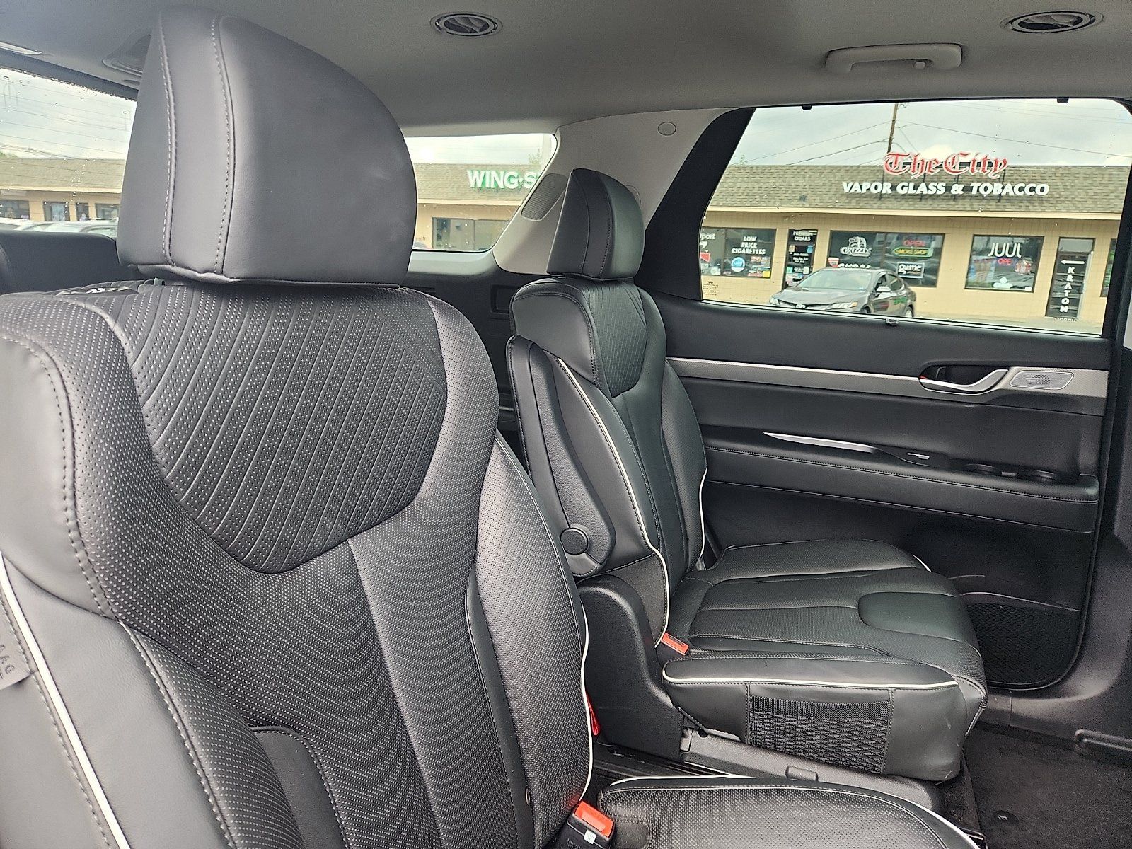 Certified 2024 Hyundai Palisade SEL w/ Premium Package AWD/4WD image 30