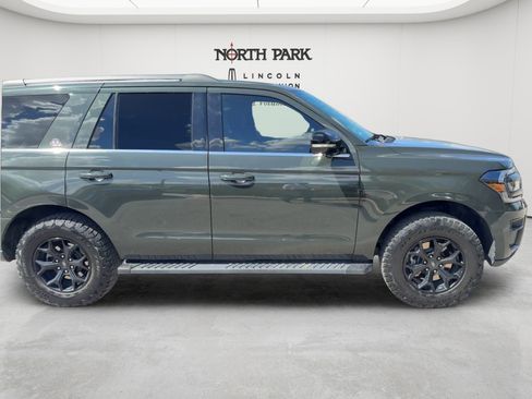 Used 2022 Ford Expedition Timberline AWD/4WD image 4