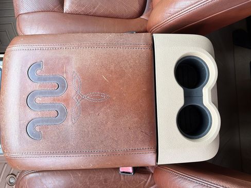 Used 2011 Ford F250 King Ranch w/ King Ranch w/Chrome Pkg image 25