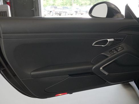Used 2014 Porsche 911 Carrera RWD image 17