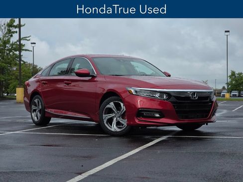 Certified 2018 Honda Accord EX image 3