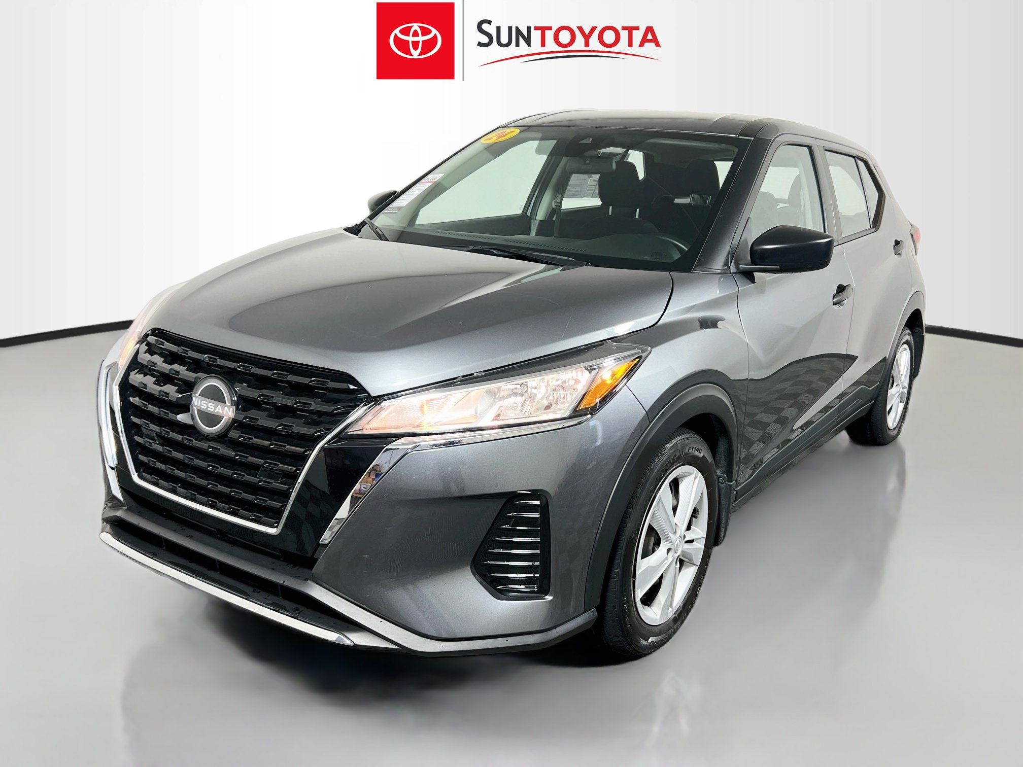 Used 2024 Nissan Kicks S FWD image 9