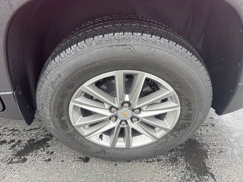 Used 2023 Chevrolet Traverse LT w/ LPO, Floor Liner Package image 8