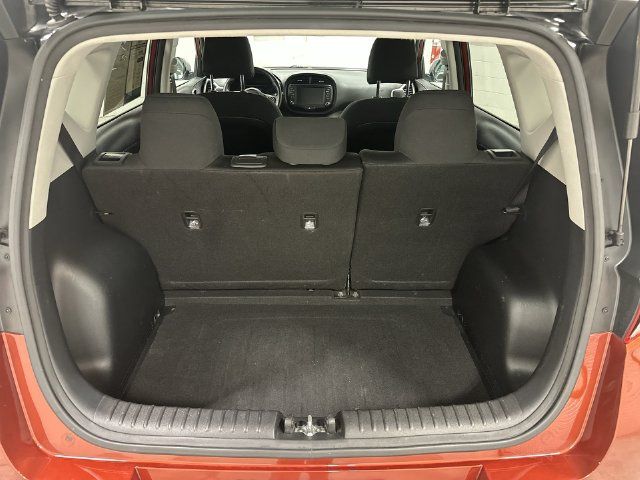 Used 2022 Kia Soul LX FWD image 15