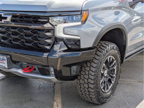 Used 2024 Chevrolet Silverado 1500 ZR2 w/ Technology Package AWD/4WD image 10