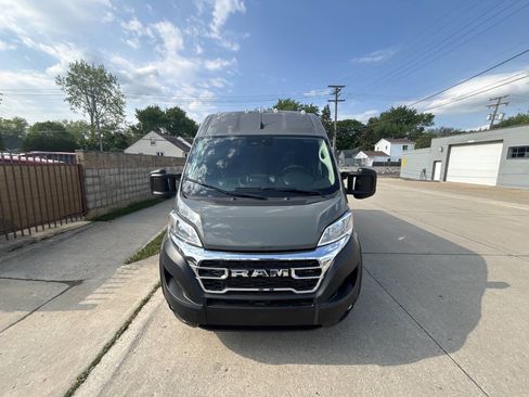 Used 2023 RAM ProMaster 2500 w/ Premium Appearance Group image 5