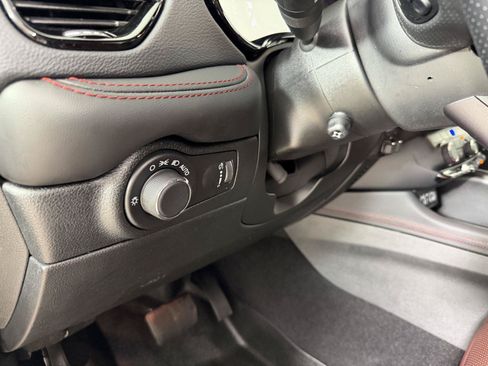 Used 2024 Dodge Durango GT AWD/4WD image 20