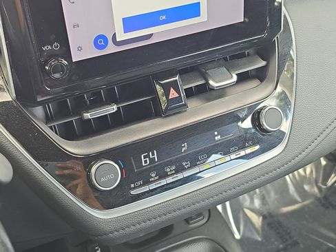 Used 2023 Toyota Corolla XSE image 25