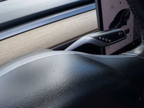 Used 2019 Tesla Model 3 RWD image 30