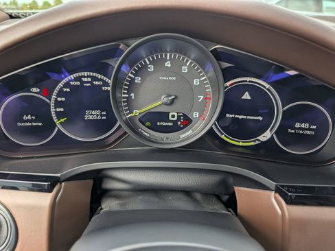 Used 2022 Porsche Cayenne E-Hybrid image 22