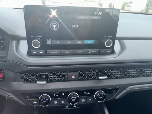 New 2025 Honda Accord SE image 12