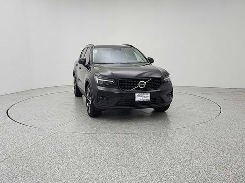 New 2026 Volvo XC40 B5 Ultra w/ Protection Package Premier AWD/4WD image 2