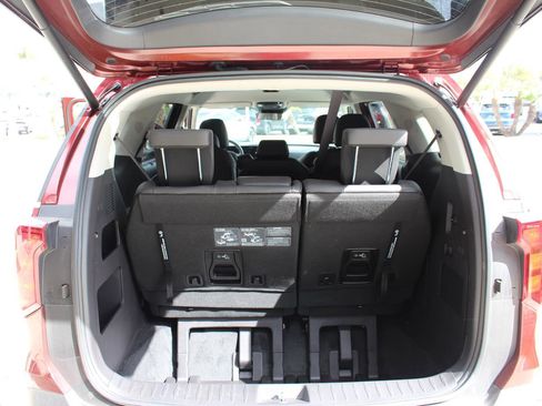 Certified 2026 Kia Carnival EX image 34