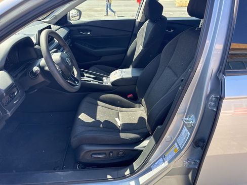 Used 2024 Honda Accord EX image 14