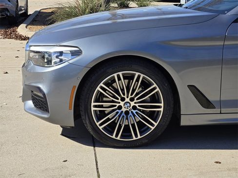Used 2019 BMW 540i xDrive w/ M Sport Package image 14