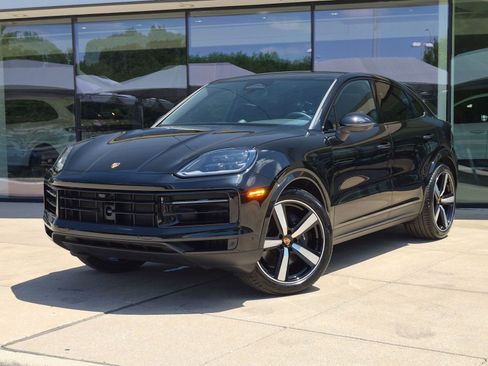 New 2026 Porsche Cayenne Coupe AWD/4WD image 1