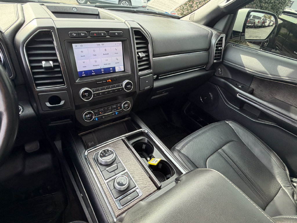 Used 2020 Ford Expedition Limited w/ Equipment Group 301A AWD/4WD image 43