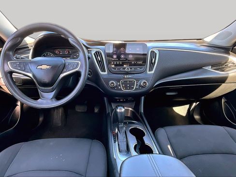 Used 2020 Chevrolet Malibu LT FWD image 13